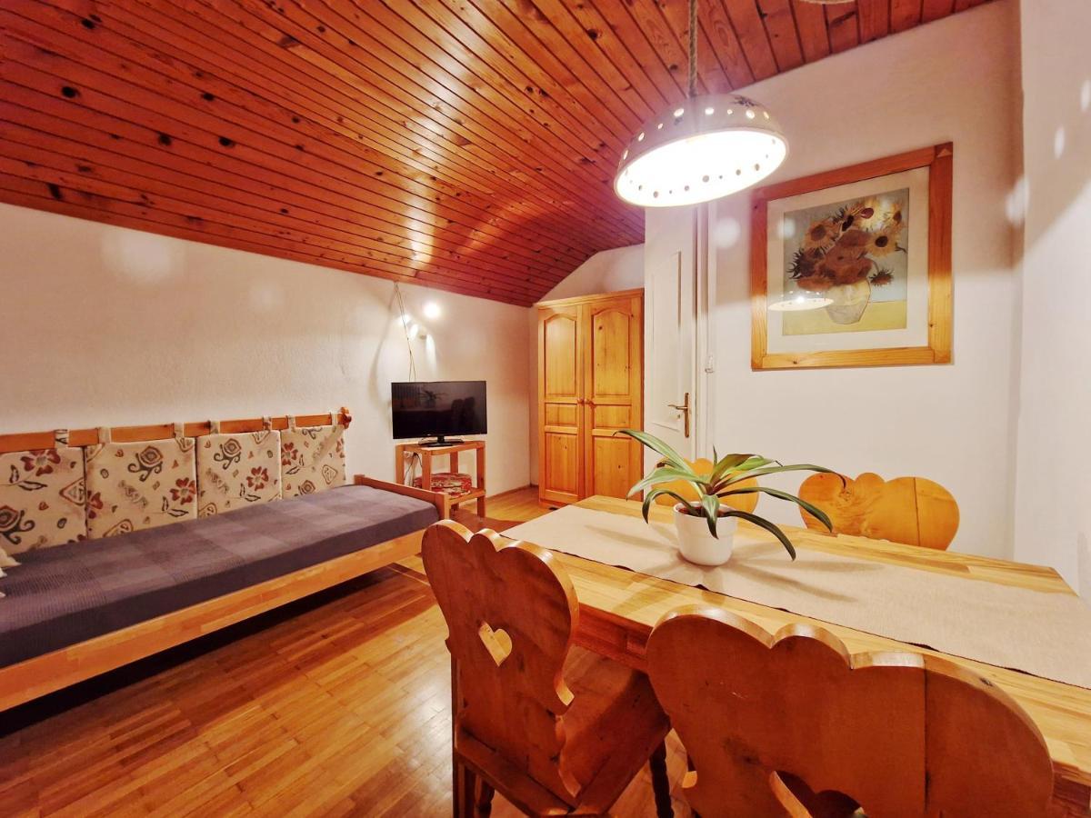 Guest House Vera เบลด ภายนอก รูปภาพ
